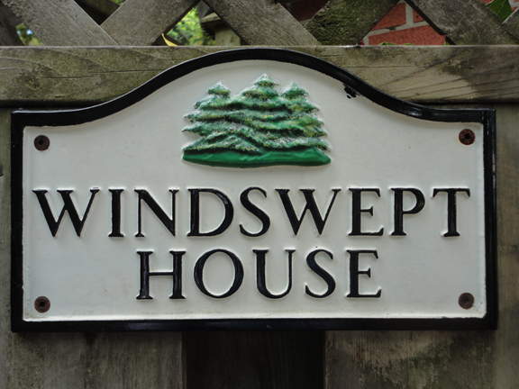 From the same house that brought us Trespassers will be composted... another sign. What's wrong with me, I kind of like tumbling into this type of 'one more thing' in a garden.