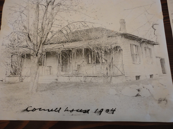 Here's what the Cornell farmhouse looked like from an early 1900's photo. The family owned extensive land across what is now Kingston Road down to Lake Ontario.