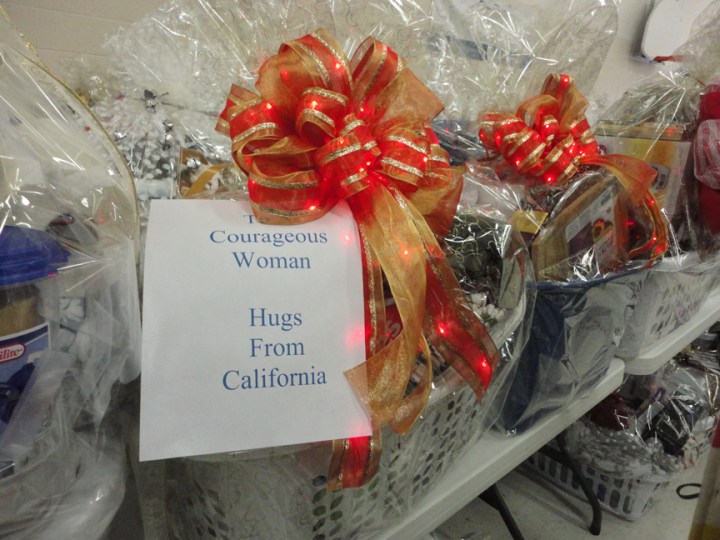 AMAZING BASKETS from the US with lights! Way to shine!