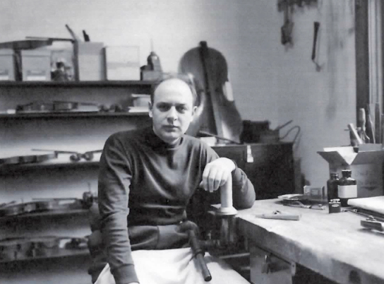 Eugene Knapik 1913-1983