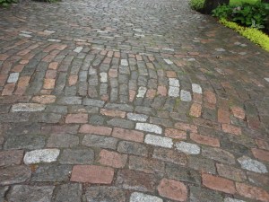 Cobblestone driveway